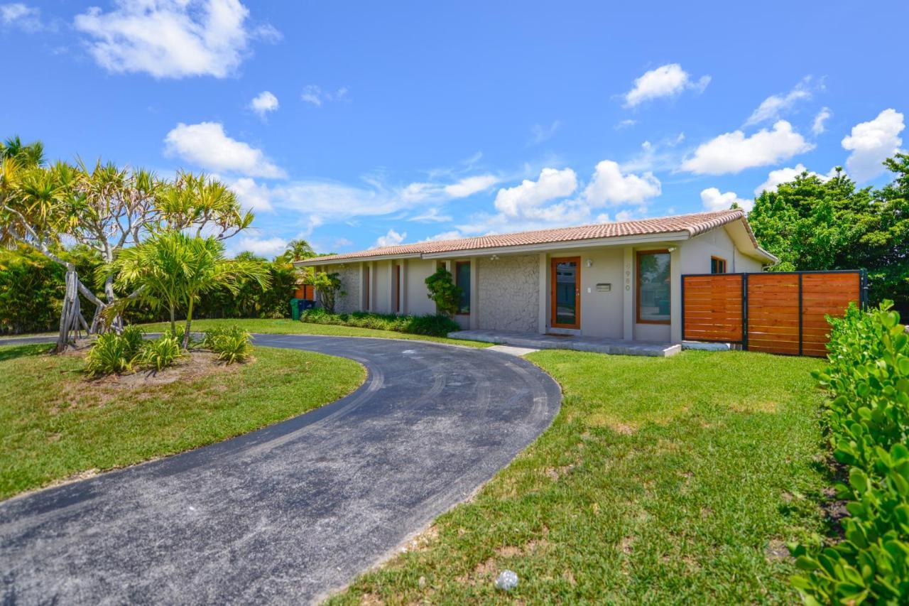 Awesome 4 Bedroom Housew/pool @westchester Miami *